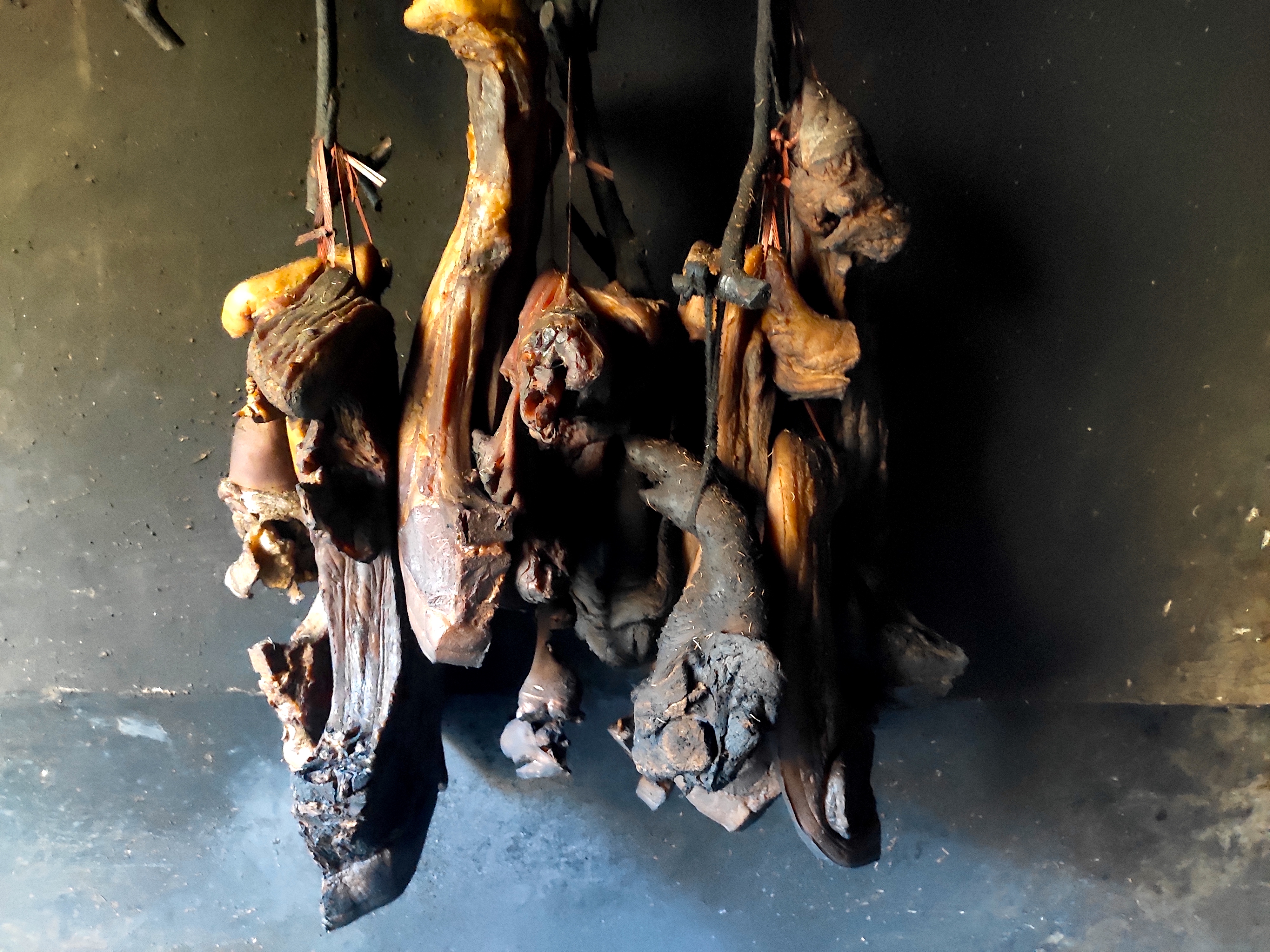 熏好的腊肉能蒸吗,香肠腊肉干了又不进冰箱怎么保存