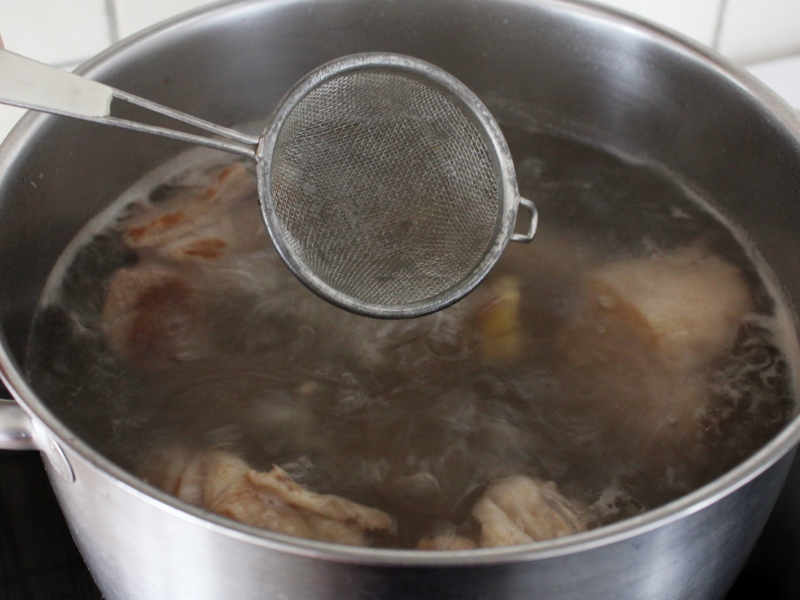 如何熬羊骨头汤,怎样熬羊骨头汤香好喝