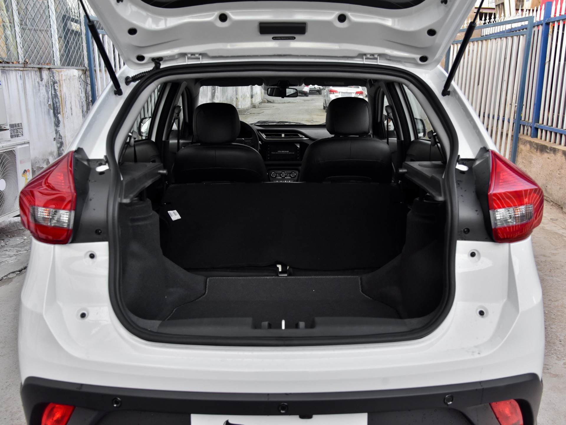 小型省油suv性价比高,瑞虎3x手动最新款