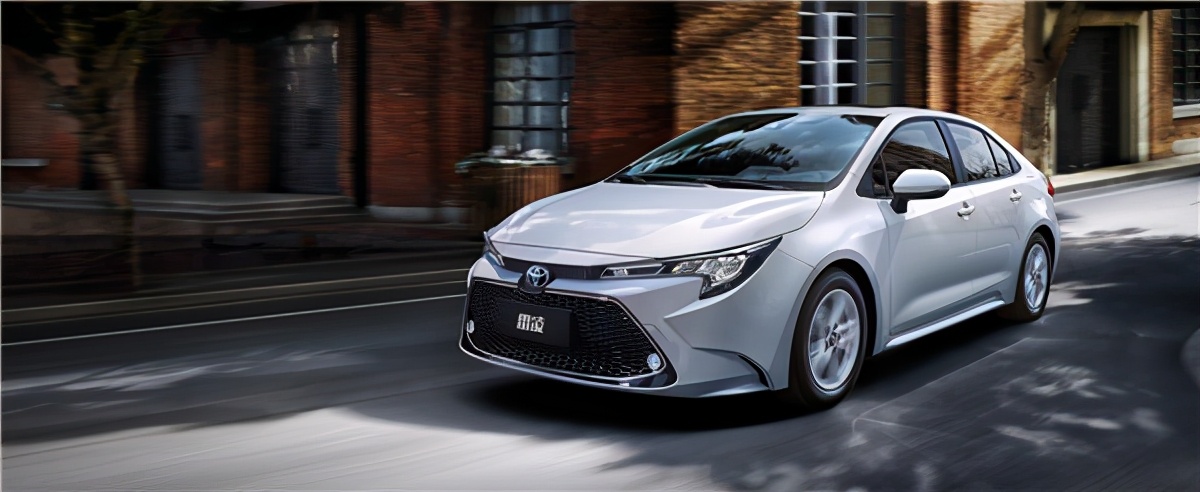 丰田雷凌混动动力弱不,雷凌双擎动力低下