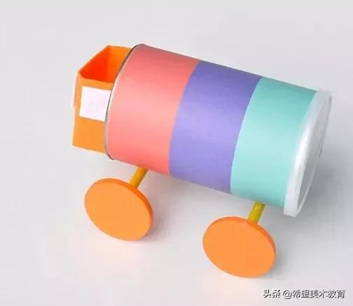 美育节手工作品表现美好假期,画室美术创意手工课