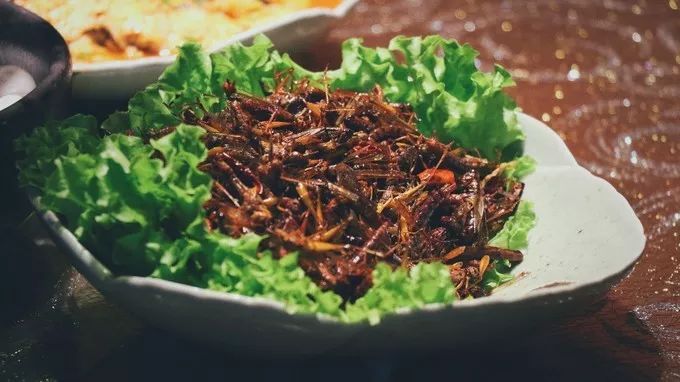 一处小众目的地！这里有酸汤辣子蘸出来的美味，吃一口就丢魂！