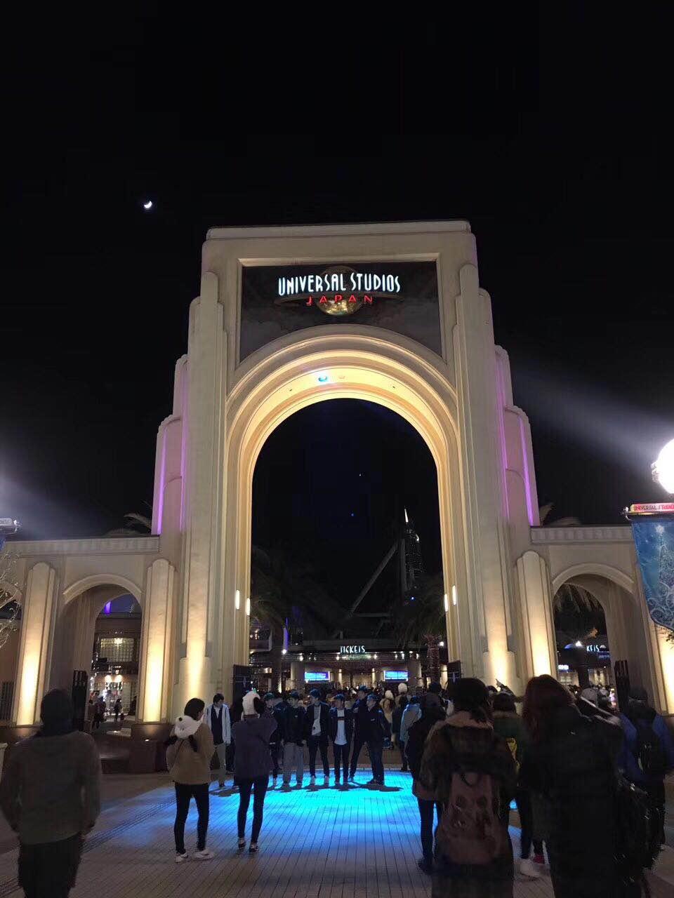 上半场买口罩，下半场求自保：我们在日本打满新冠全场