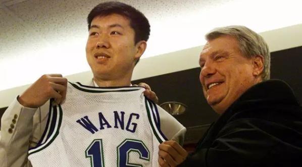 96黄金一代缅怀科比,1996年追风少年王治郅