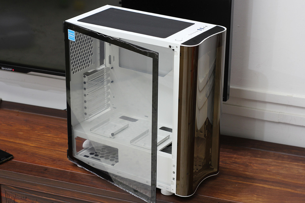 麻雀虽小，用“料”十足——Tt（Thermaltake）挑战者H3机箱体验