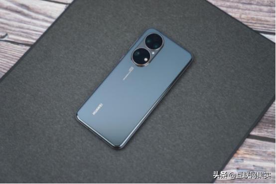 不建议买苹果手机的国产机,不考虑拍照性价比高的苹果手机