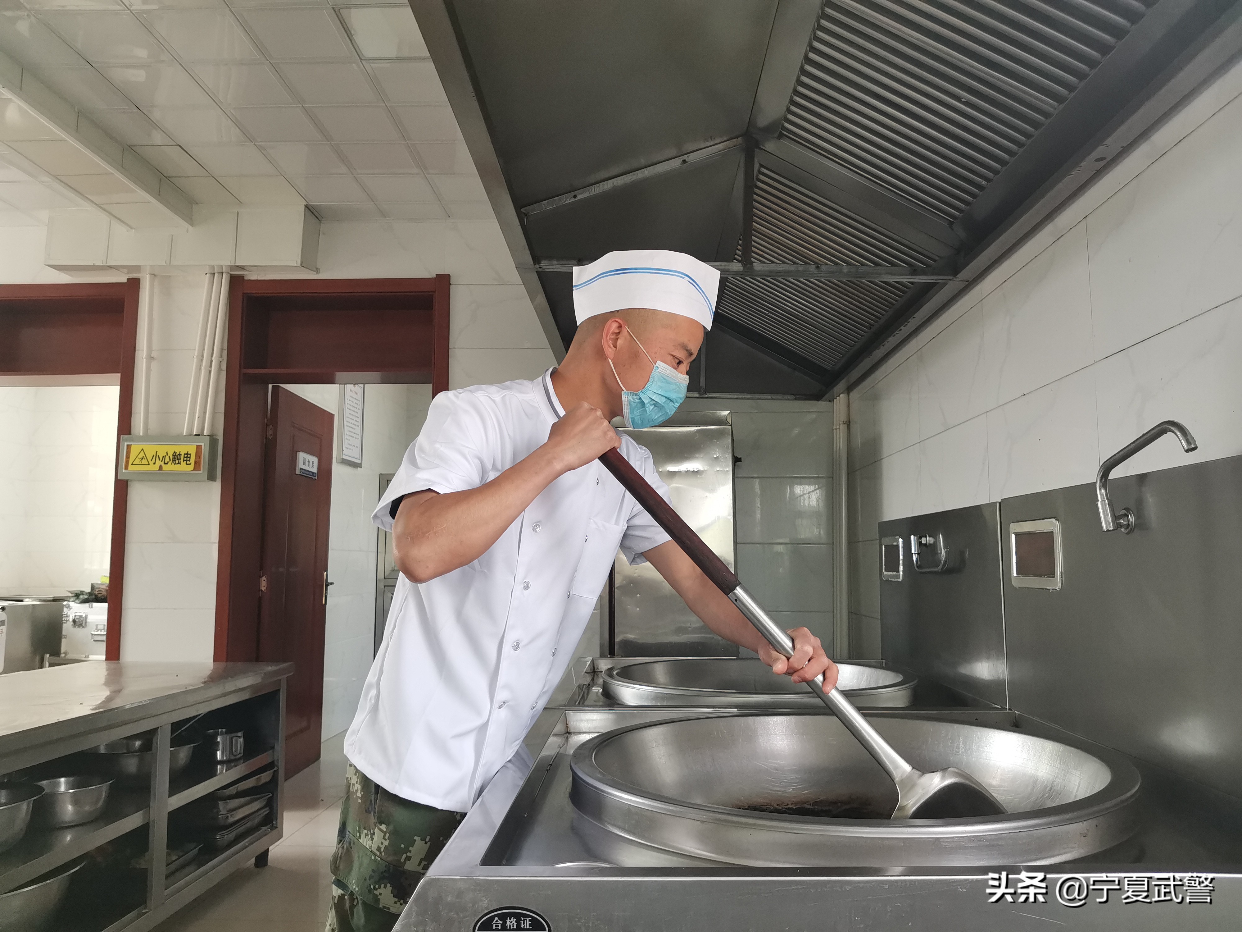 在摸索中继续前进的老班长