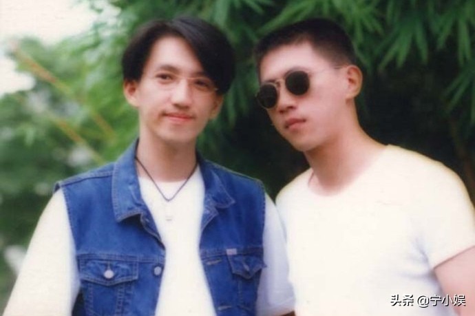 隐婚隐育，5次跌入谷底：林志炫的“一期一闹”并非无因可循