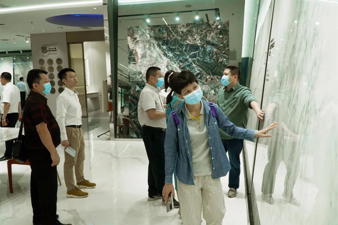 利家居瓷砖90x90什么价,利家居瓷砖出厂价