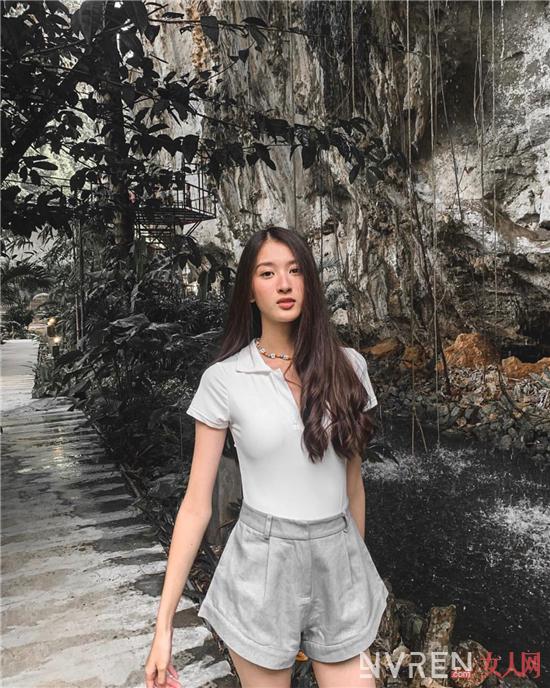 2022新款夏季潮流polo衫,洋气时髦polo衫女黄色