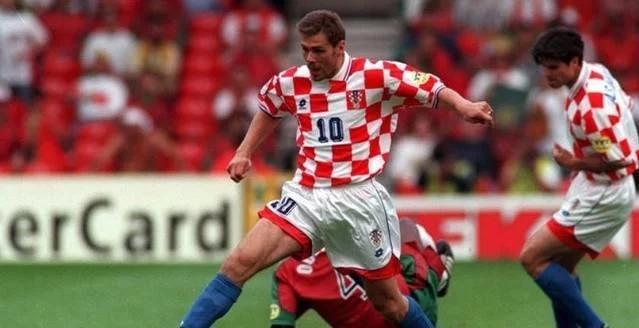 权威机构评选足坛历史十大中场,足坛十大领袖