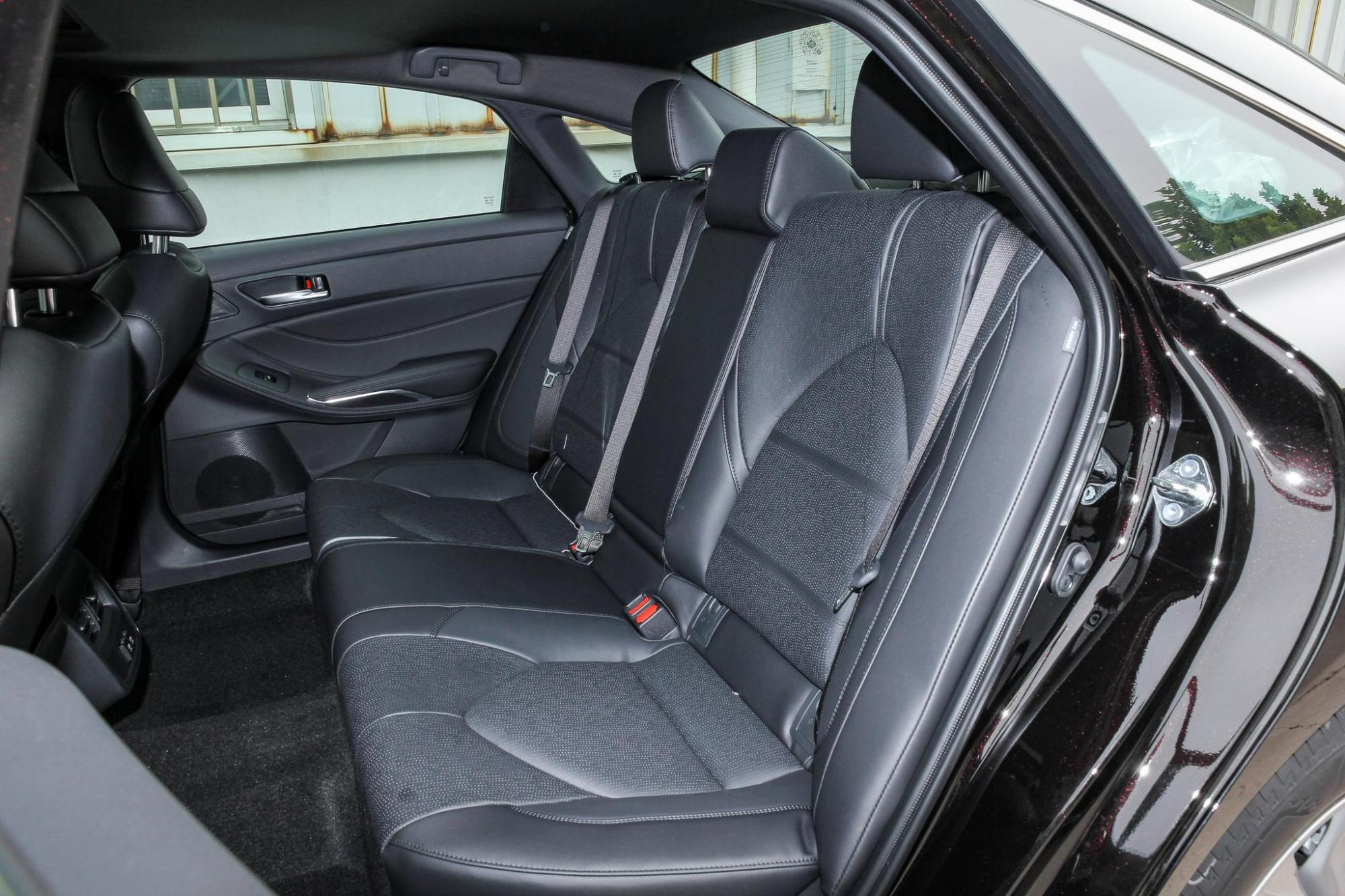 丰田亚洲龙4年10万公里免费保养,亚洲龙2.5ltouring尊贵保养