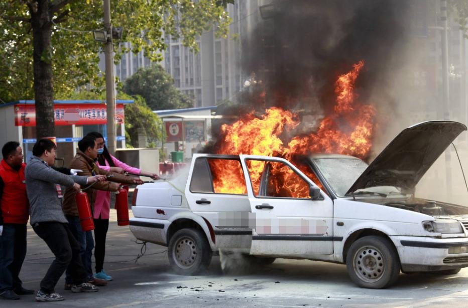 为什么教练车不用日系,捷达教练车和桑塔纳教练车区别