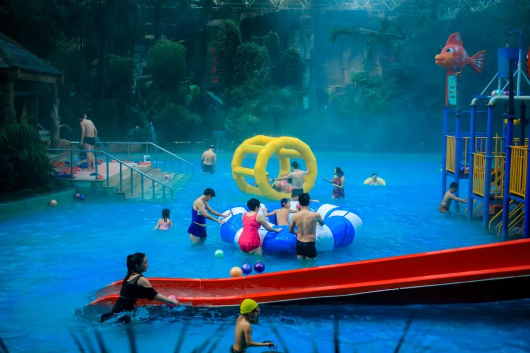 新盈泰生态温泉度假村天气,新盈泰温泉度假村夜场