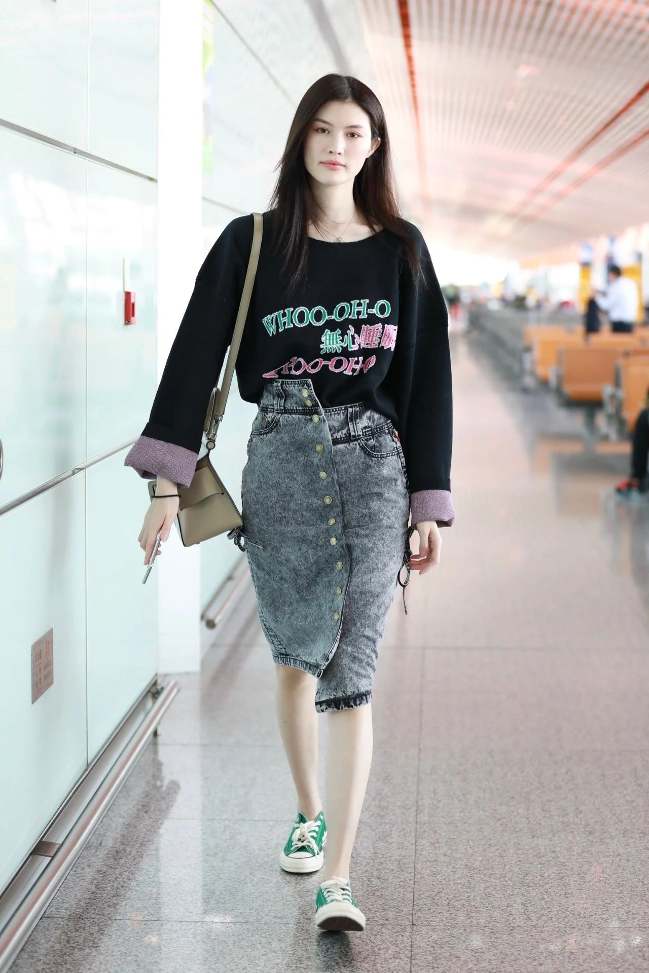 小心机简约设计风格,设计感小心机不规则假两件