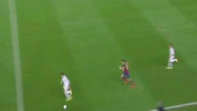 足球场激情战术,现役11人最强足球球员组成的阵容