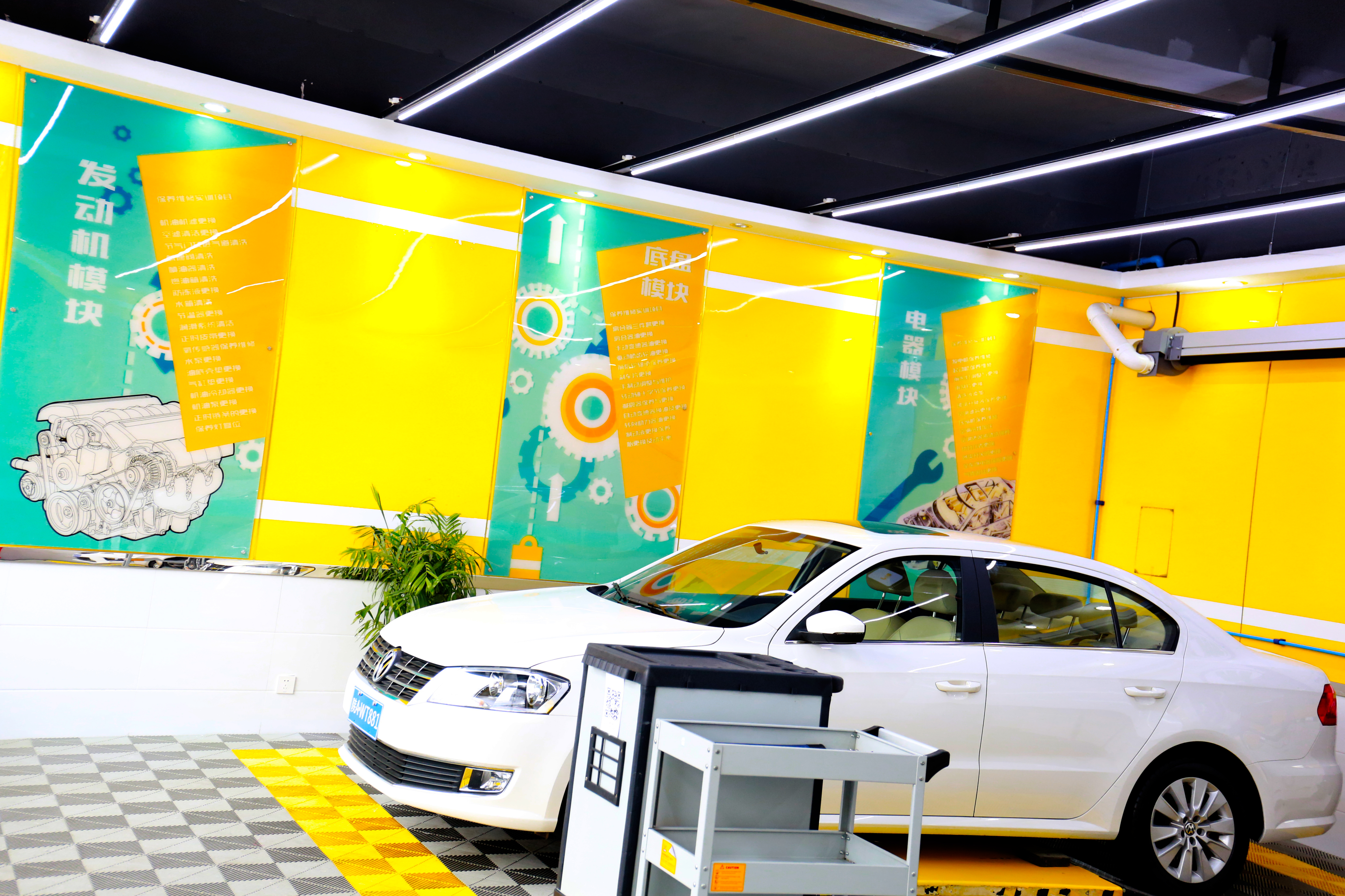 车保养时间到里程没到要去保养吗,车子里程数没到保养要多花钱吗