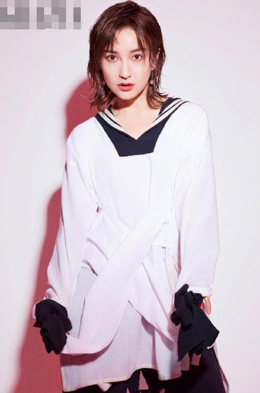 吴昕过去的穿搭,吴昕复古现身让人惊艳更燃炸了