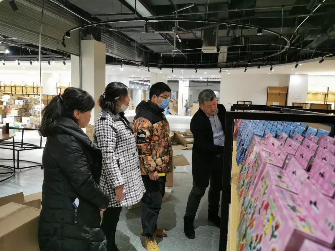 义乌商品展示,义乌商贸城小百货视频