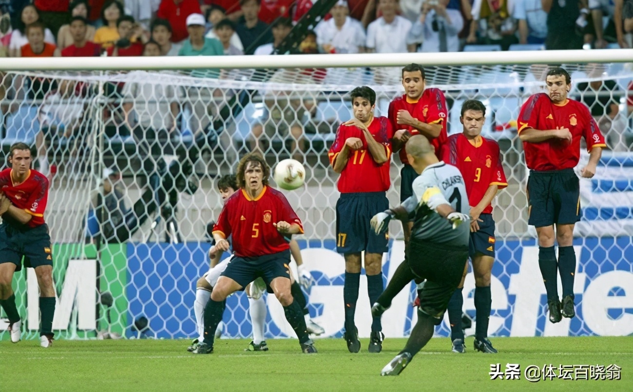 身为门将他进67球！体重近200斤脾气火爆，曾冲卡洛斯脸吐痰