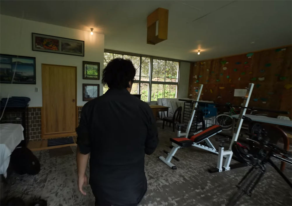 80后小伙回荒废10年农村大学,80后小伙回荒废十年的农村大学