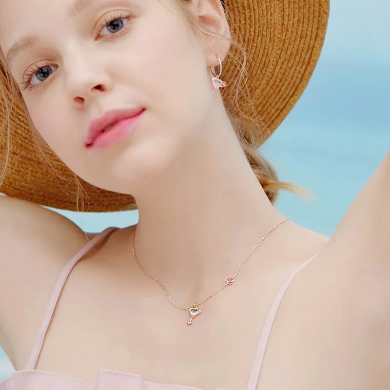 金晨小红绳手链戴哪只手好,金晨同款红绳手链多少钱