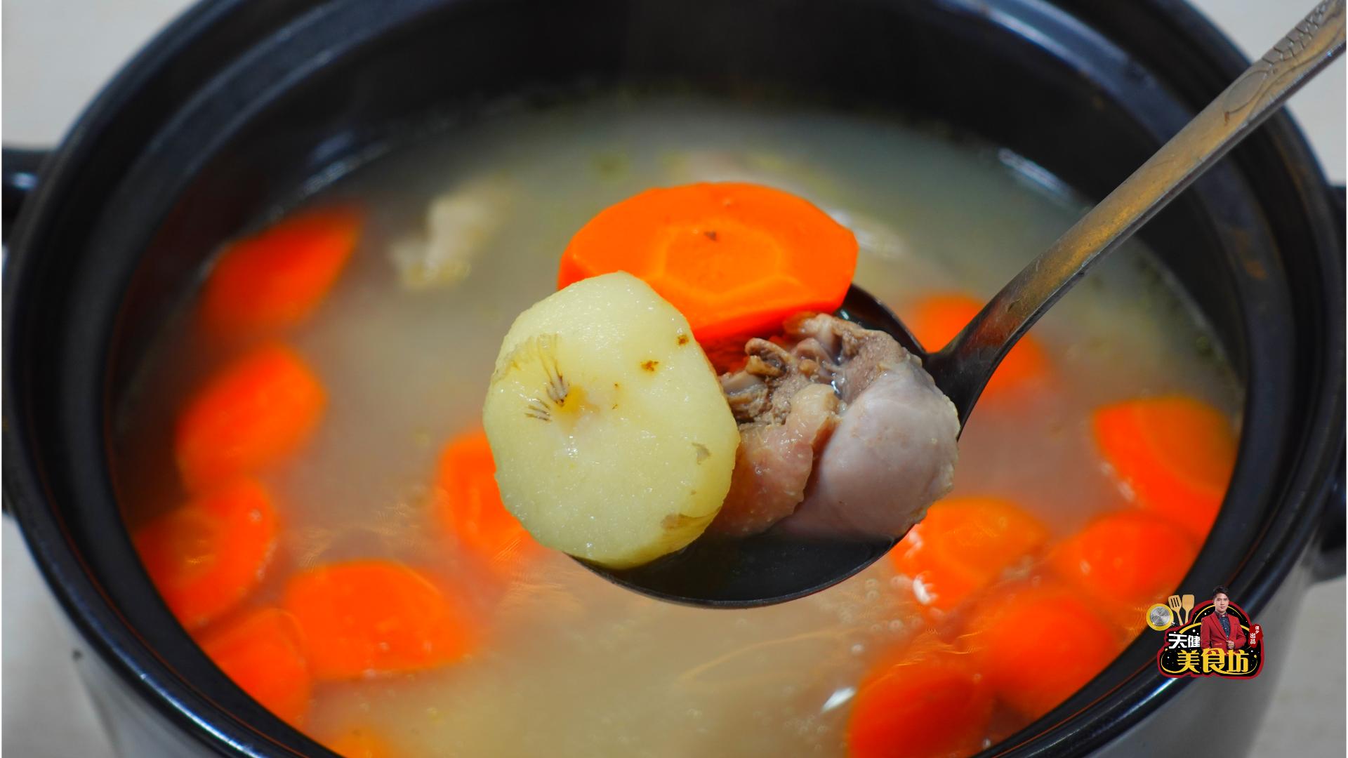 广式清炖老鸭汤的家常做法大全,马蹄老鸭汤的做法大全