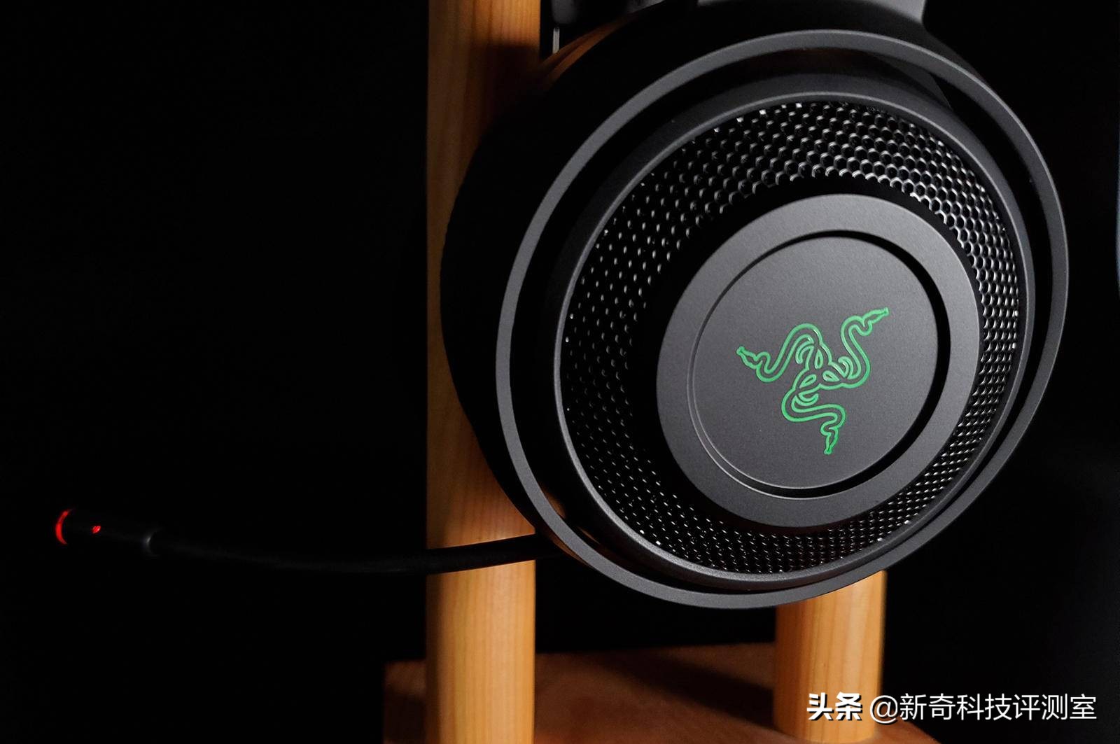 吃鸡雷蛇耳机哪款比较好,雷蛇影鲛测评