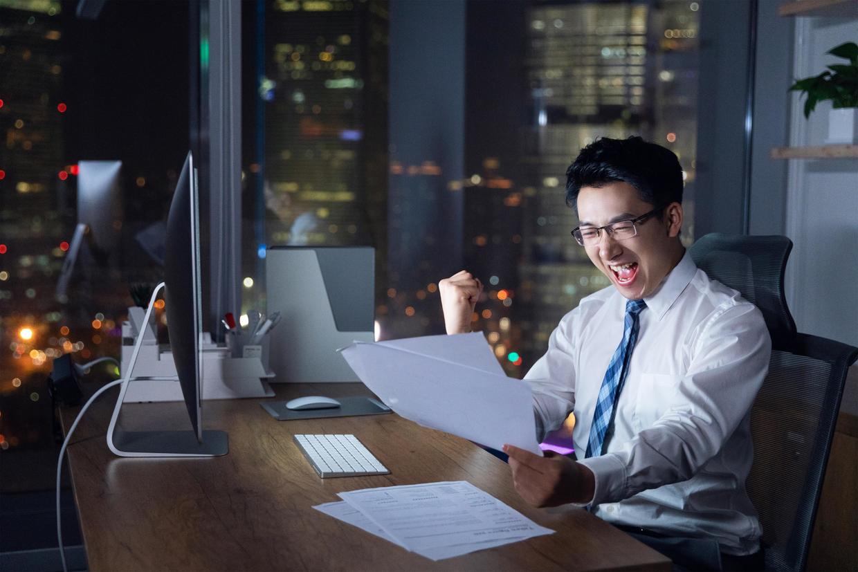 被领导否定、冷落怎么办？在职场中提升自我价值，我用这4个方法