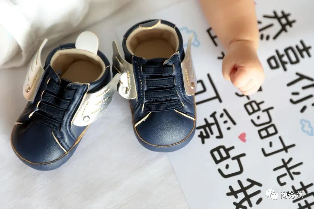 新生婴儿礼物必备物品清单,新生婴儿适合买什么礼物