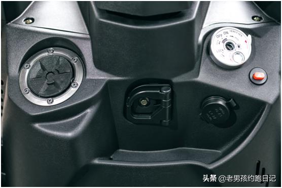 目前最火踏板车摩托车,现在最火的几款城市代步小踏板