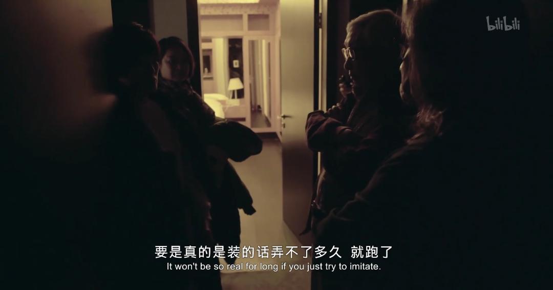 幕后比正片好看系列,现在的花絮比正片还好看