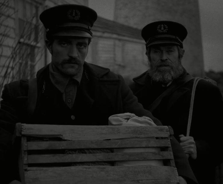 老拍床戏的暮光男，这次连美人鱼都不放过