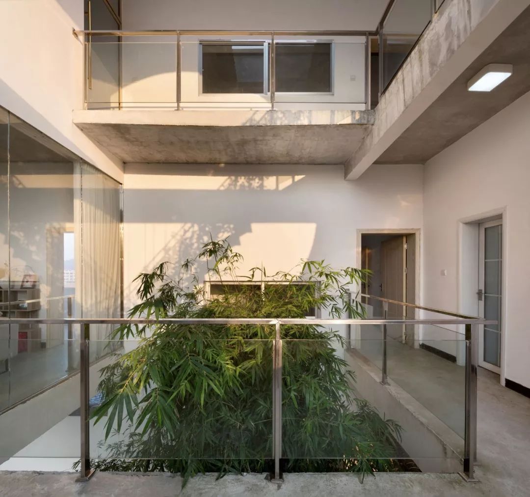 清华状元建筑师回乡,90后清华状元回乡造房