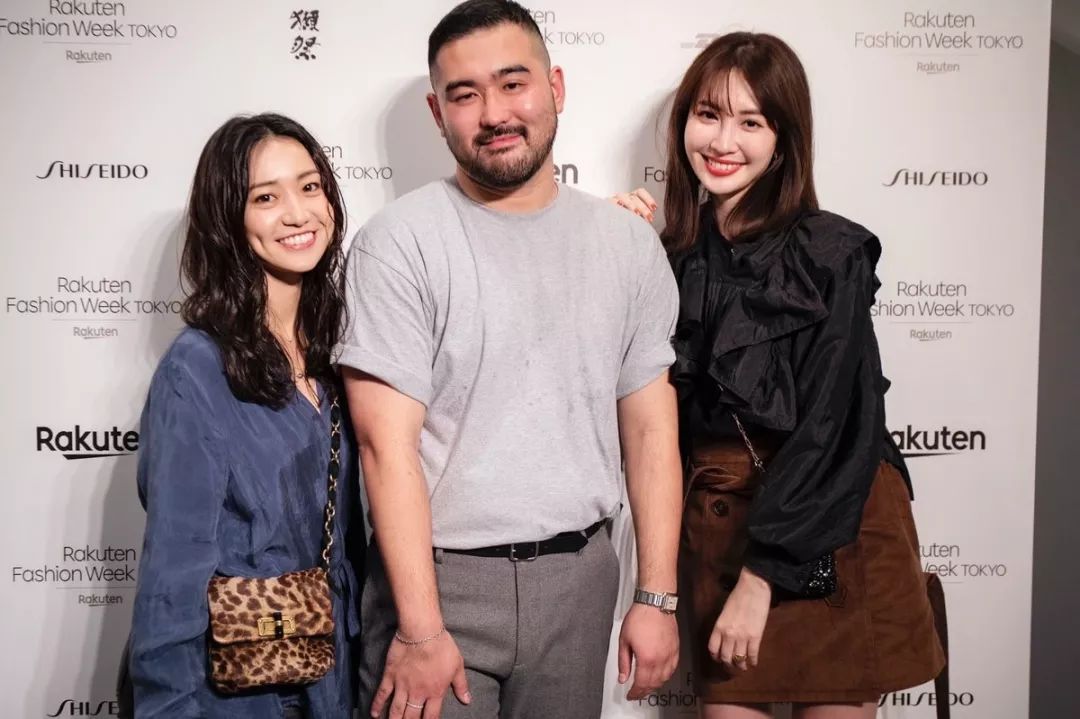 小嶋阳菜昔日青涩写真让人怀念,小嶋阳菜大岛优子