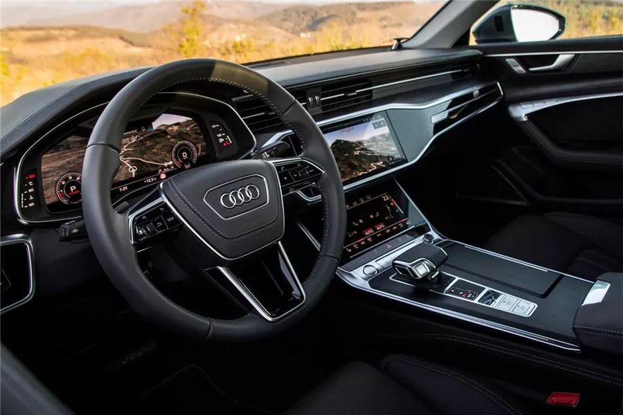 奥迪a6l落地价首付和月供,奥迪a6l落地多少钱老款