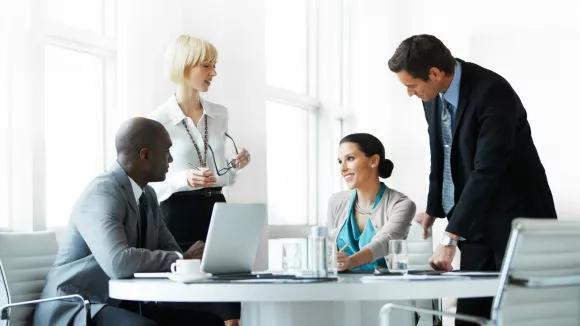 卡尔加里对蒙特利尔,卡尔加里多伦多对比