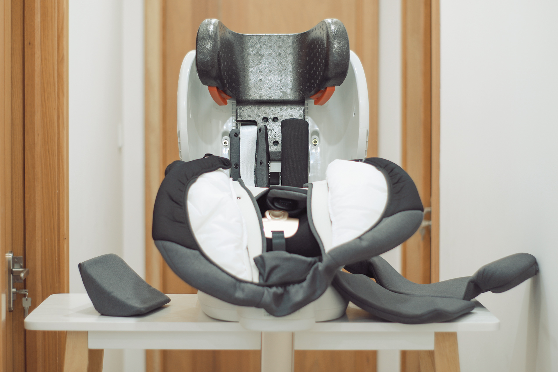 qborn大白熊安全座椅参数,qborn大白熊安全座椅