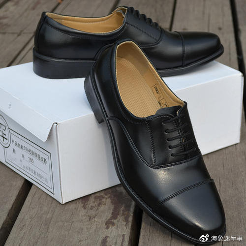 哪位战友穿过三款以上军鞋?赠护鞋神器,附真假军鞋鉴别法