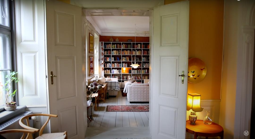 CarlHansen主理人的家：他买了一座古堡放丹麦现代设计家具