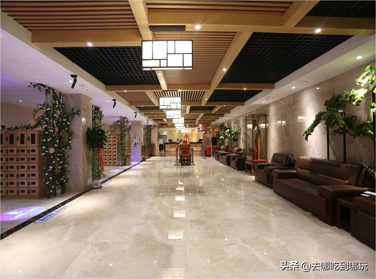 39.9抢济南海盗船汤泉掀汗蒸狂潮9000㎡休闲娱乐养生于一体