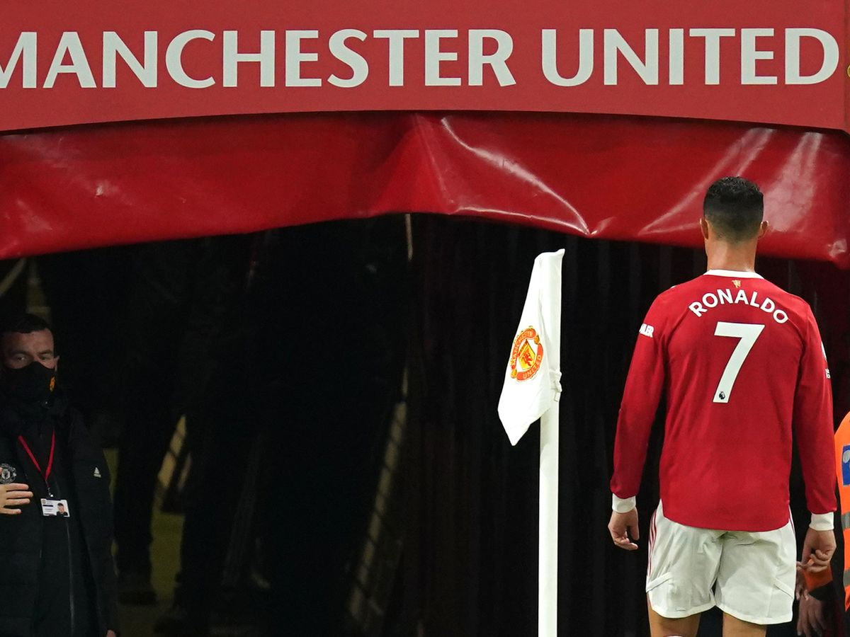 养尊处优惯坏巨星,老特拉福德沦为“成年迪士尼”