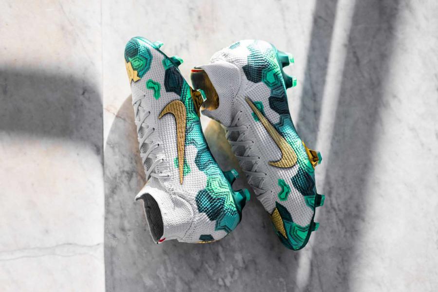 nike姆巴佩足球测评,nike为球星的专属鞋垫