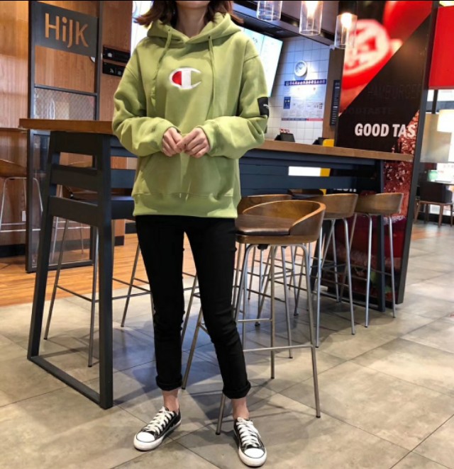 冠军卫衣红色带帽新款加绒,刺绣卫衣男装加绒最新款