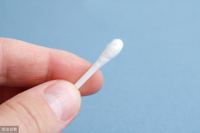 洗衣机密封条上的霉点怎么去除,冰箱门封条长黑霉怎么处理