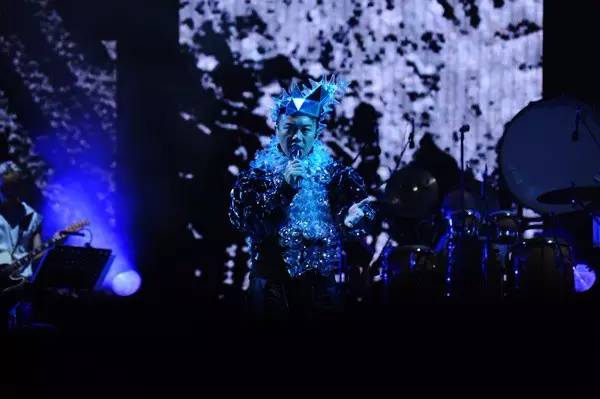 陈奕迅慈善演唱会2021视频完整版,陈奕迅上海演唱会