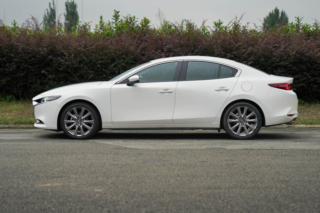 长安马自达3和进口马自达3的区别,长安马自达新马3