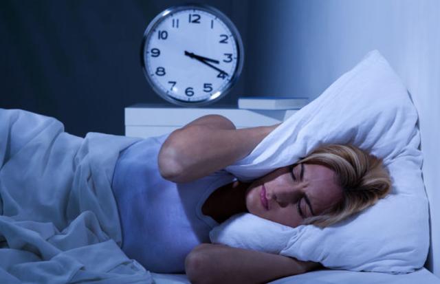 一般176cm的女生体重为多少正常,170的女生标准体重是多少算胖