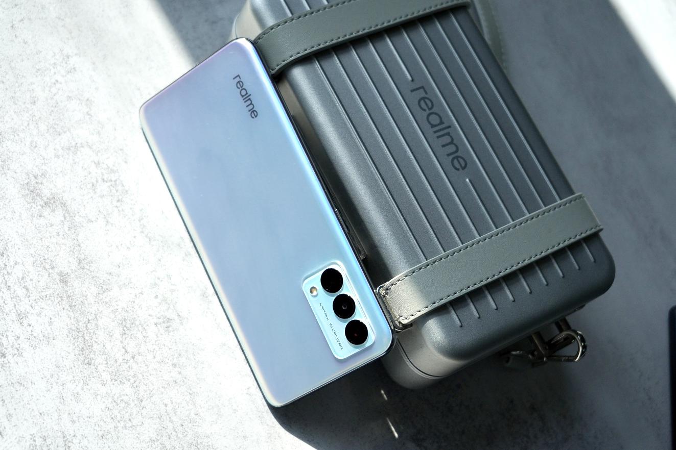 realme真我gt大师版对比,realmegt大师探索版手机的优缺点