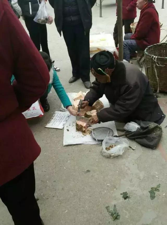 石头蜜千万别买内幕惊人,石头蜜是正品蜂蜜吗